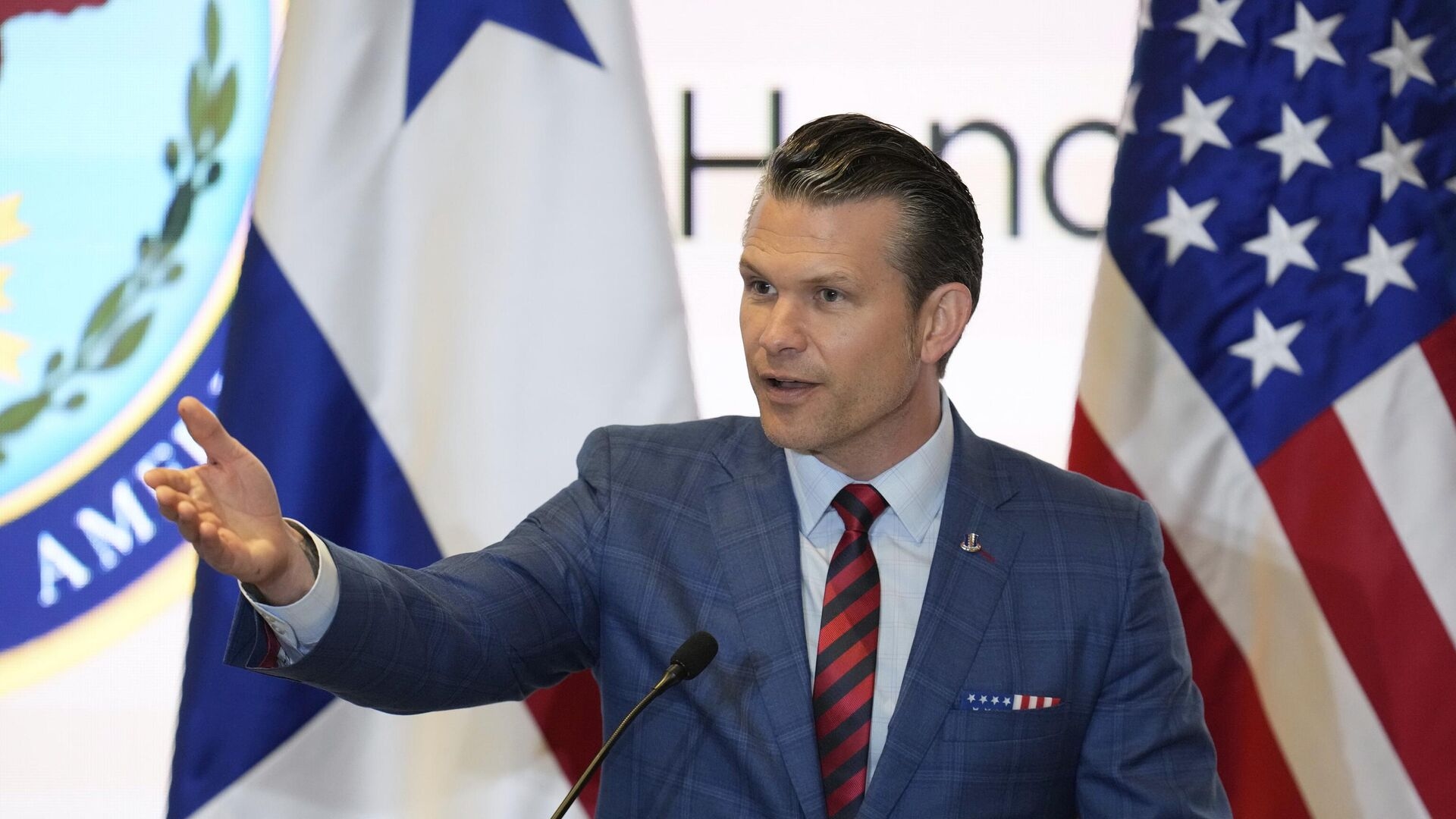 Media: US DF won't attend Defense Contact Group meeting on Ukraine