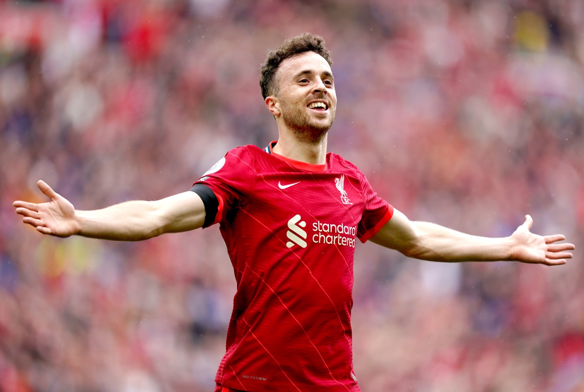 Liverpool and Portugal star Diogo Jota dies in car accident