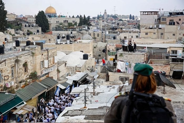 القدس: استشهاد 13 و186 عملية هدم و33 ألف مستوطن يقتحمون الأقصى