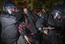 German Police halt Pro-Palestine march in Berlin, assault participants