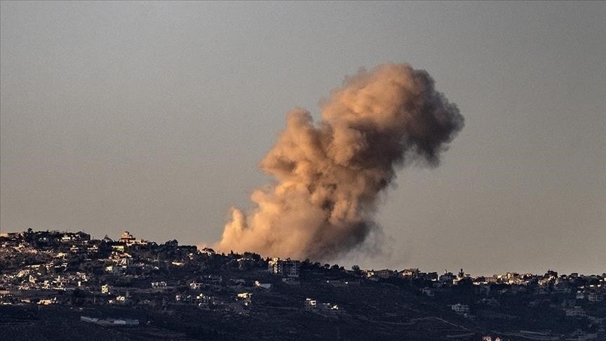 Lebanese Health: 10 Injured in Two Israeli Airstrikes on Southern Lebanon