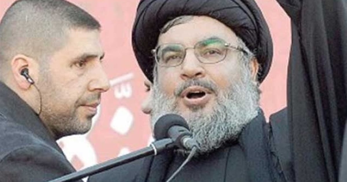 بعد اغتياله في إيران... جثمان "درع" السيّد نصرالله في مطار بيروت (فيديو)