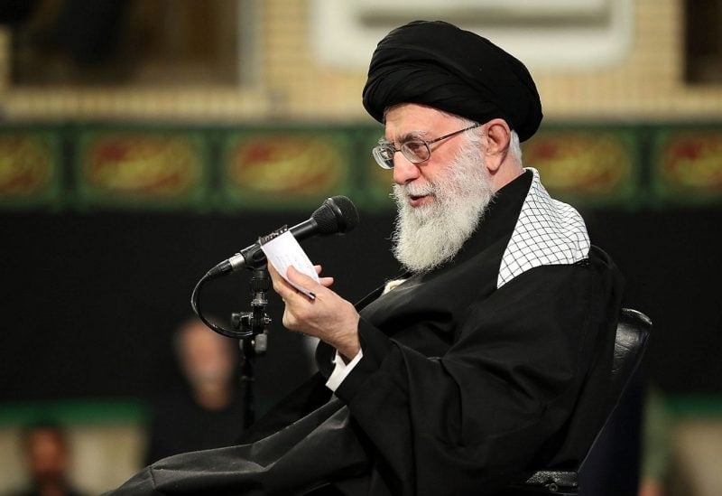 400 رجل دين إيراني يؤيدون فتوى قتل من يهدد خامنئي!