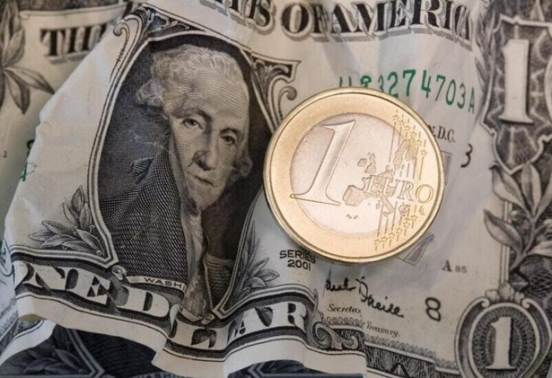 اتفاق تجاري أمريكي أوروبي يرفع اليورو ويهدئ مخاوف التصعيد الجمركي