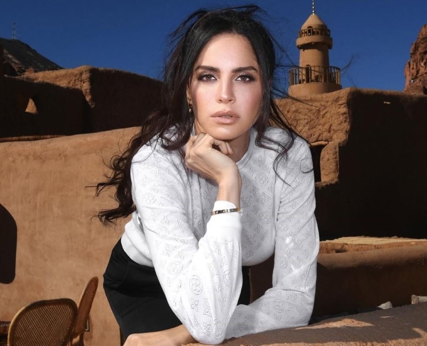 لأول مرة في تاريخ تيك توك .. آمال ماهر تحتل الترند بألبوم حاجة غير