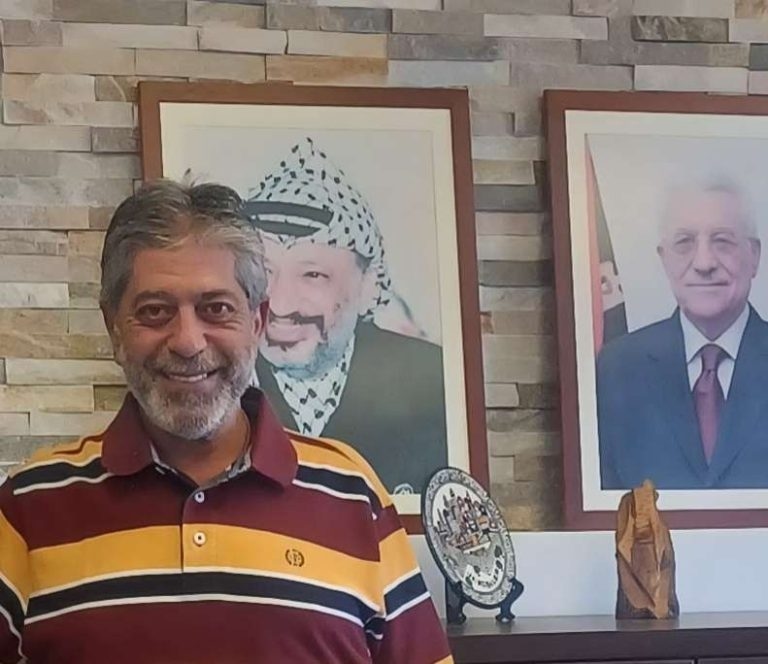 كارثة الأقتصاد الفلسطيني ، من الأنهيار المالي إلى الأنكشاف السياسي ، بقلم : مروان إميل طوباسي
