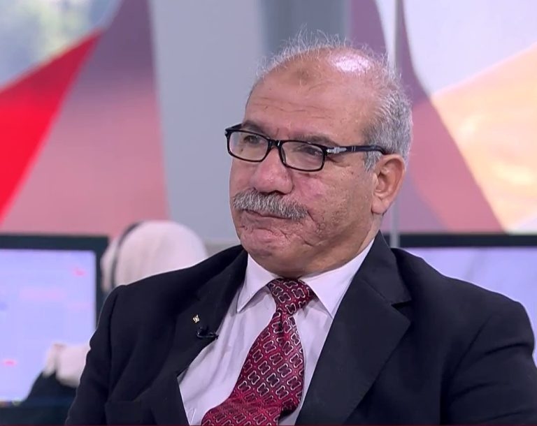 حفنة من العملاء والجواسيس تقدّم نفسها خادمة لـ'إسرائيل' ، بقلم : عمران الخطيب