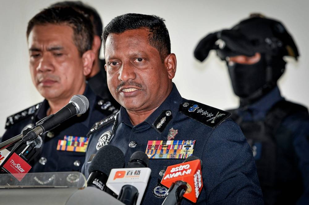 Police dismantle illegal vape drug lab in Ampang, RM21.85 million in drugs seized