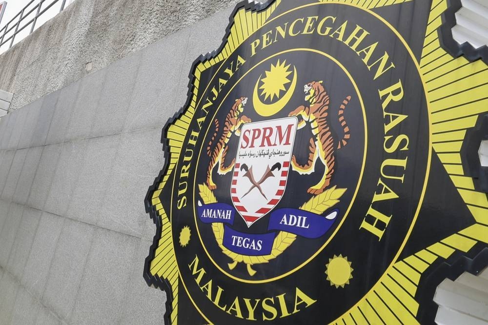MACC nabs senior GLC manager in Sabah over alleged bribery