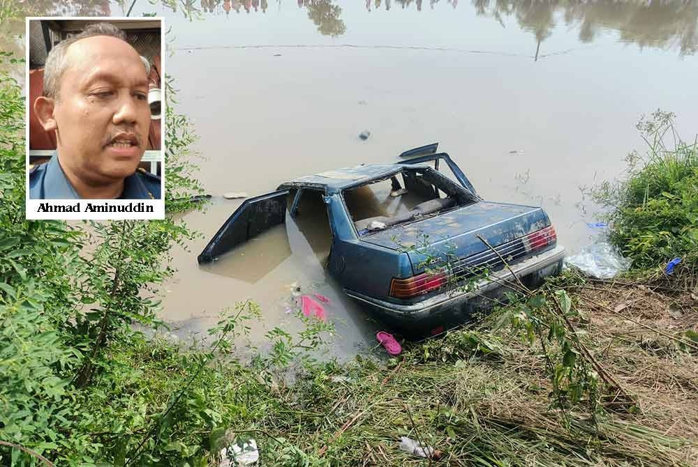 Bodies of six family members found in rear seat, believed to have tried escaping