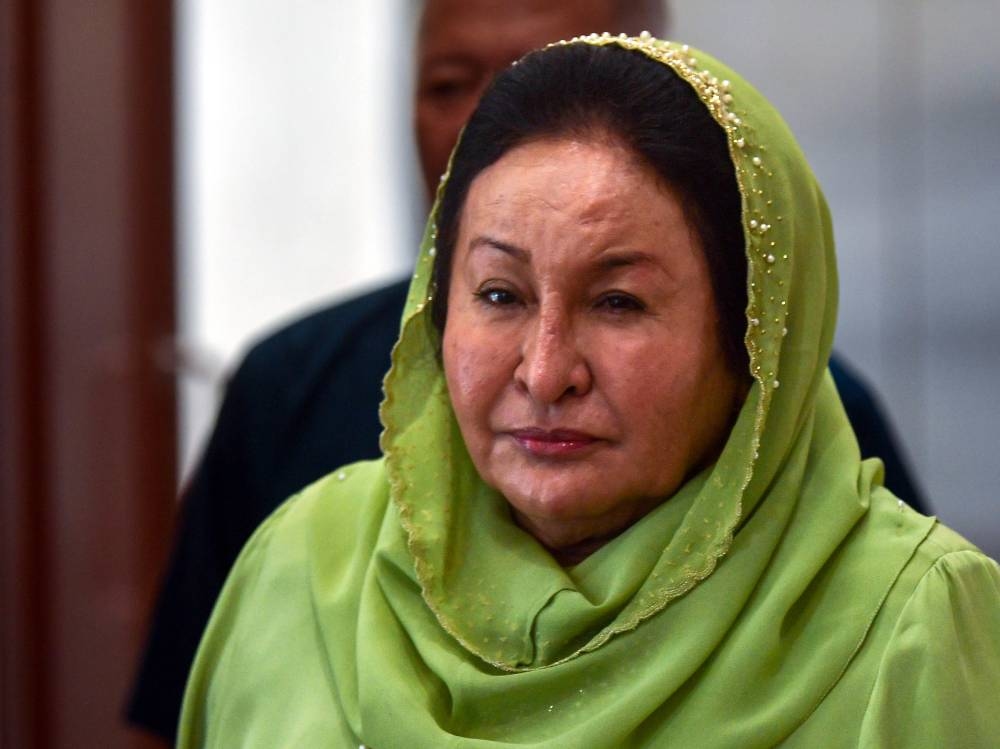 Rosmah wins RM100,000 in defamation case over black magic allegation