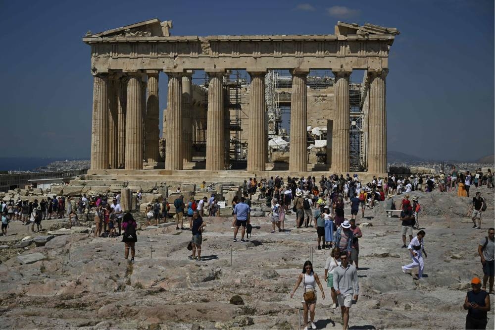 Acropolis to close in the afternoon due to heatwave