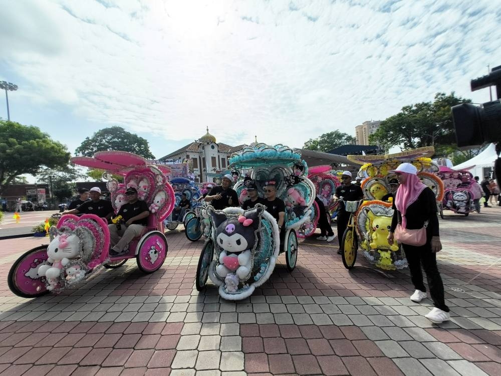 Melaka trishaws go digital: Book rides via ‘iTrafik MBMB' app