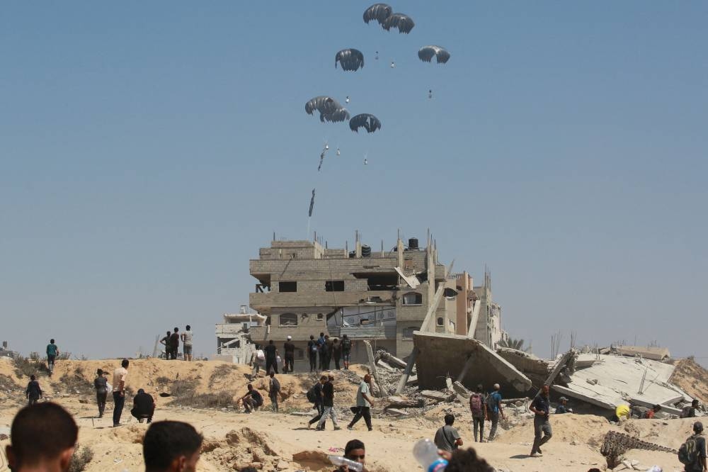 Former US President Obama pushes for end to Gaza starvation