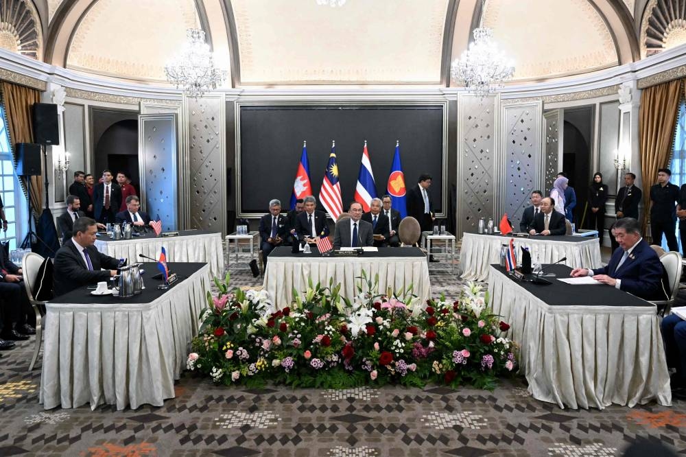 Anwar applauded by US for brokering Cambodia-Thailand ceasefire
