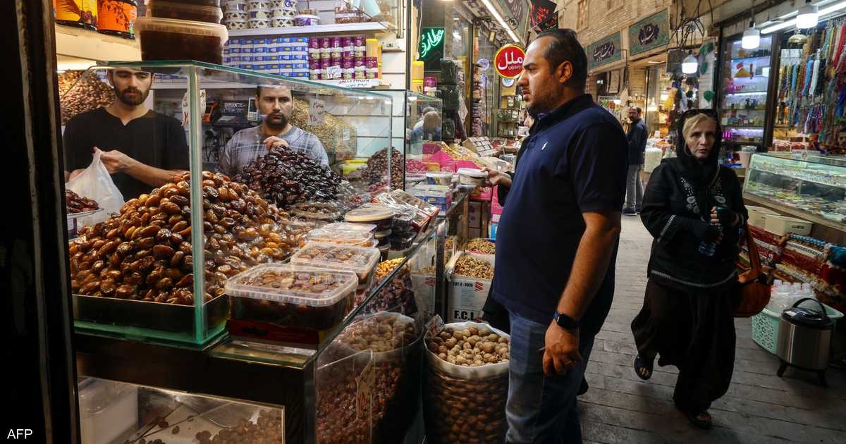 بعد أزمة الجواسيس.. إيران تضيق الخناق على السكان وخوف من قمع