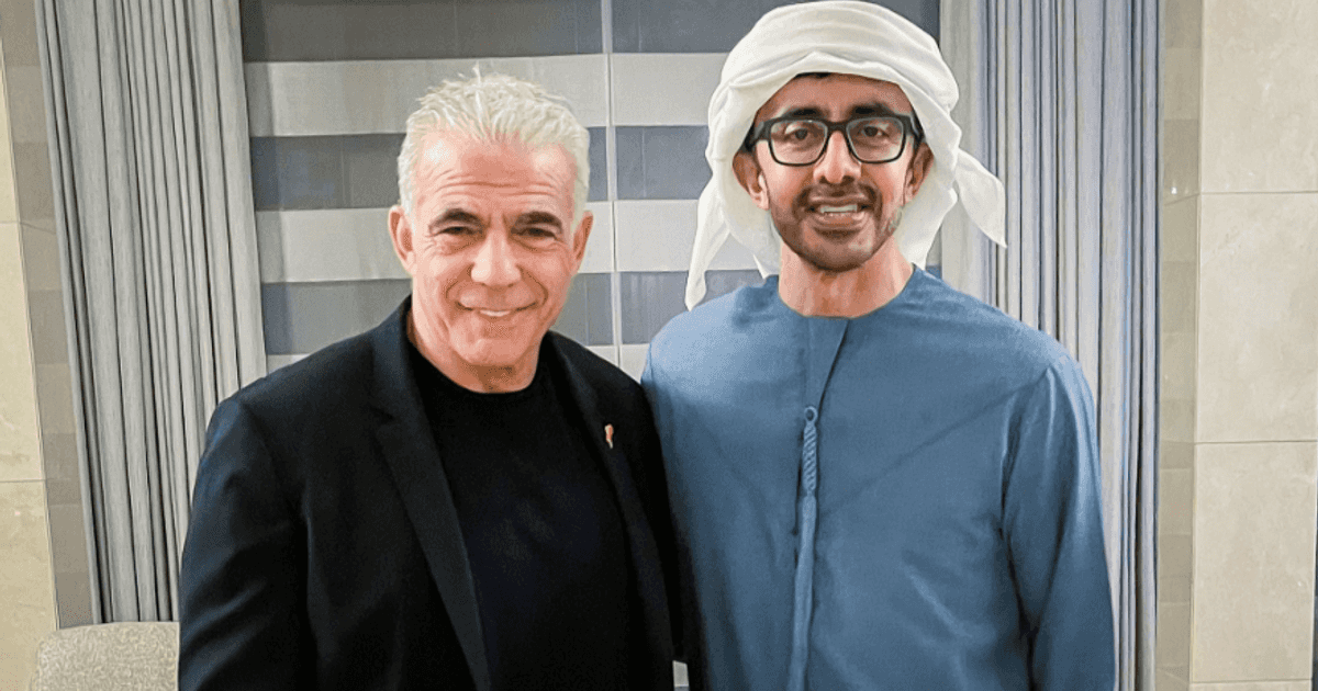 عبدالله بن زايد ويائير لابيد يناقشان التطورات الإقليمية