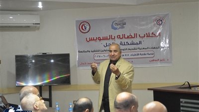 توصيات مؤتمر الكلاب الضالة بالسويس على مكتب رئيس الوزراء والمحافظ