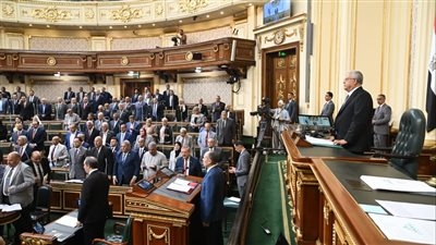 مجلس النواب يقف دقيقة حداد على أرواح ضحايا حادث المنوفية