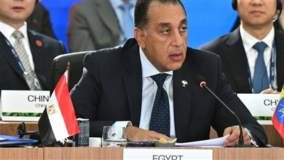 رئيس الوزراء: يتعين علينا تعزيز التعاون بين البنوك المركزية بدول مجموعة بريكس