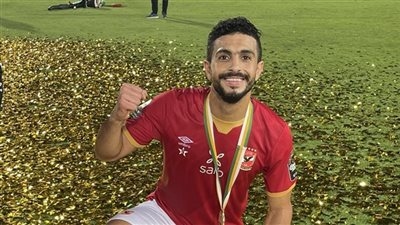 أيمن أشرف: رفضت الانتقال للزمالك ورحلت عن الأهلي من الباب الكبير وأنصح أحمد عبد القادر بالتجديد