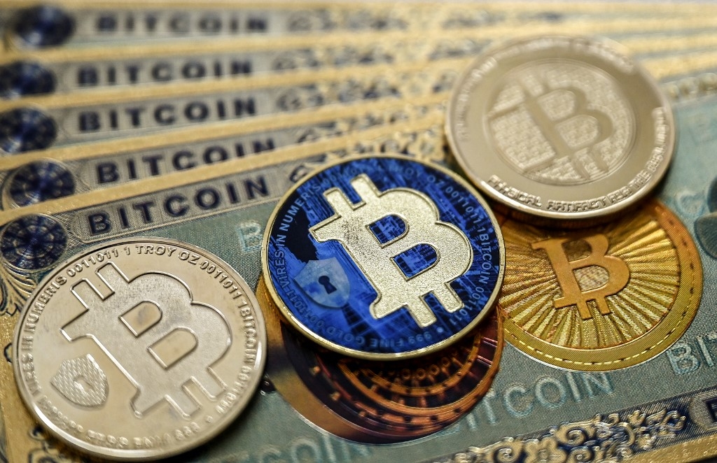 Tougher Singapore crypto regulations kick in