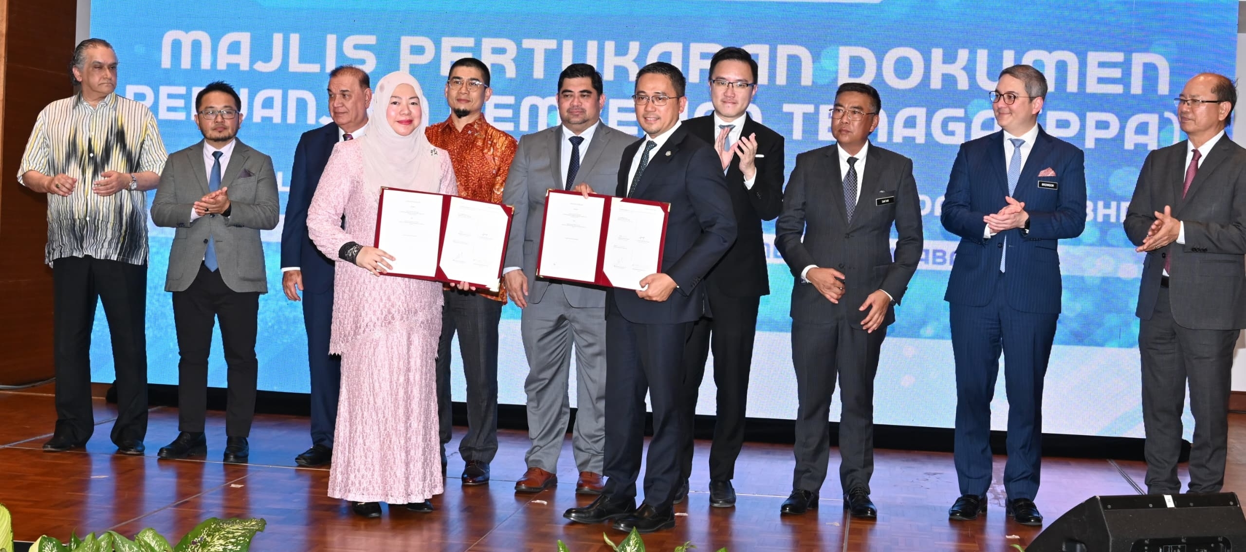 Key deals inked for 162MW hydropower plant in Sipitang