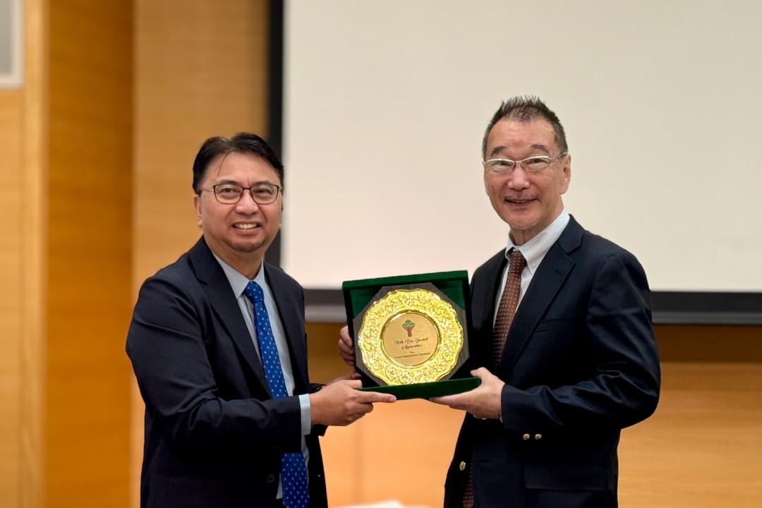 Forest Department Sarawak technical committee meets with National Institute for Environmental Studies in Japan