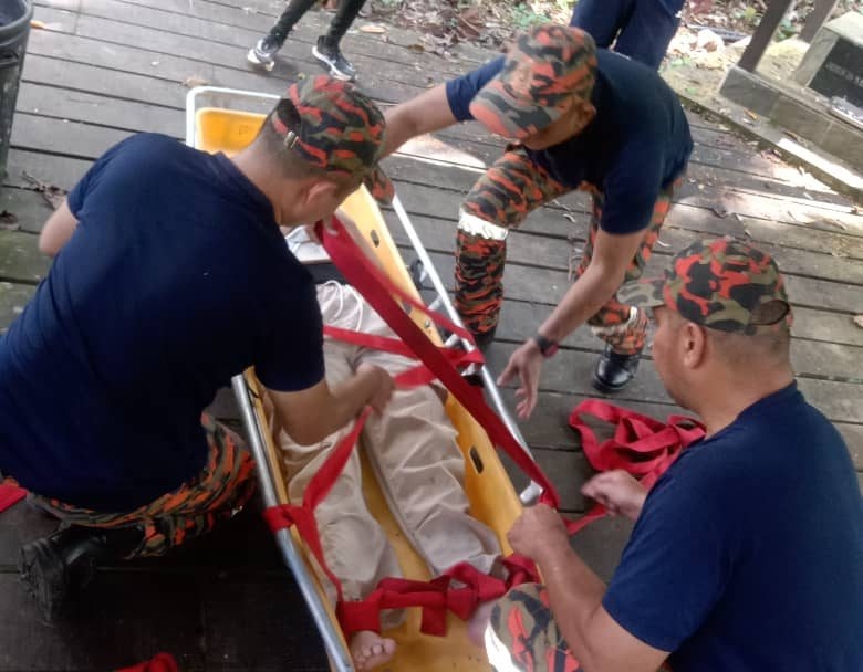Teen hiker suffering leg cramps brought down from Mt Singai