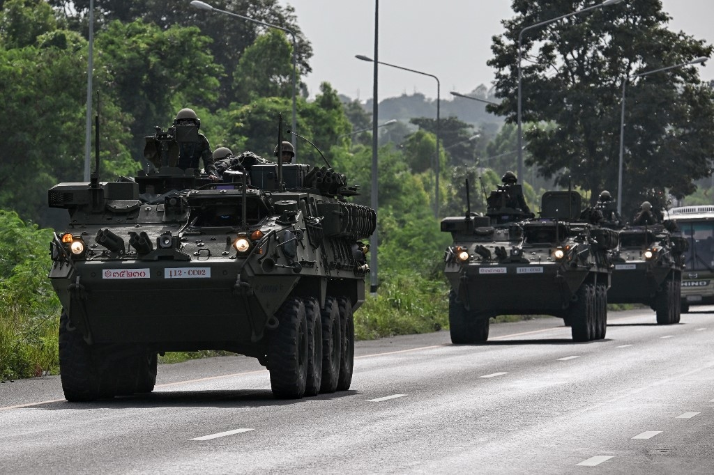 Thailand, Cambodia clash with jets and rockets in deadly border row