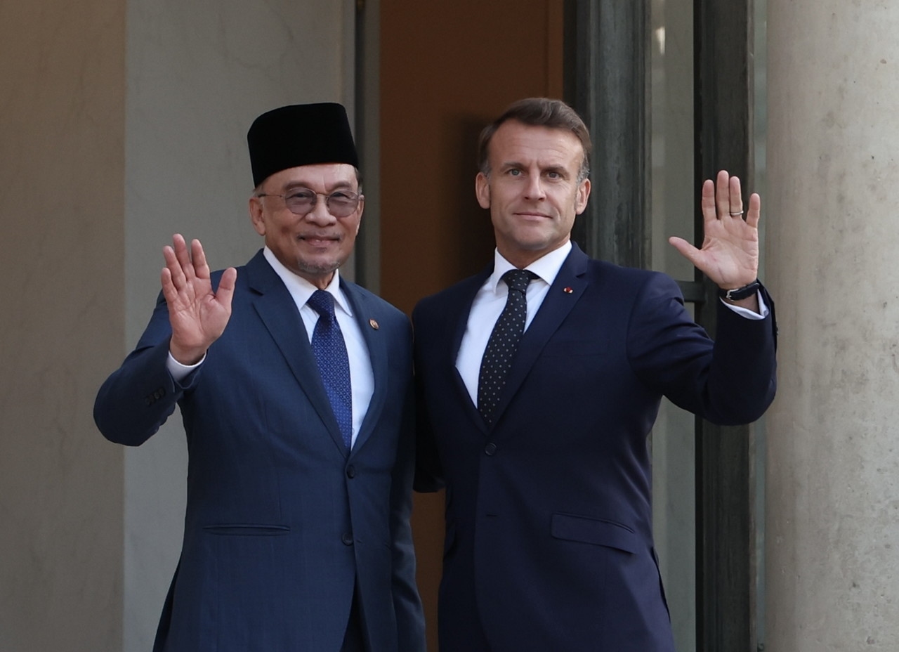 PM Anwar's visit to France a success, reviving partnerships across all sectors — President Macaron