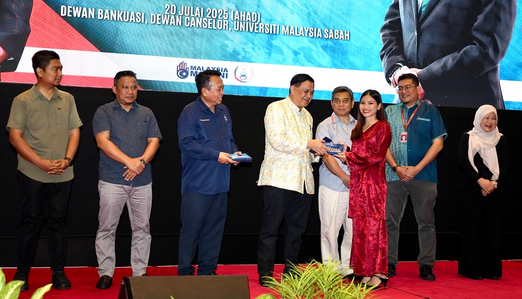 Sabah boosts higher education with RM136 million scholarship