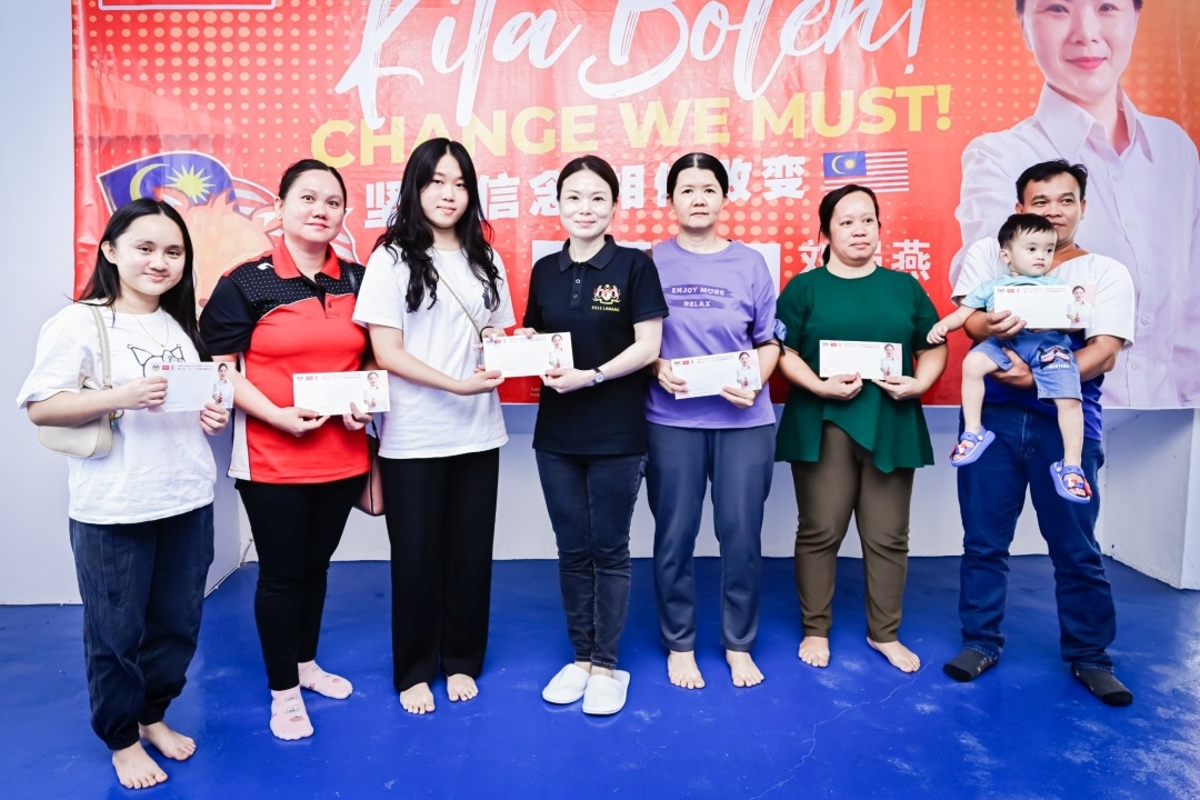 Lanang MP distributes welfare aid, MRP grants to support needy, local bodies
