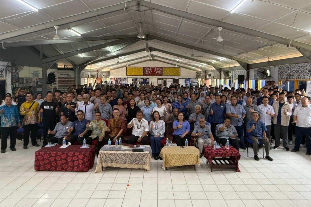 Digital Ministry brings AI, tech awareness to rural students in Belaga