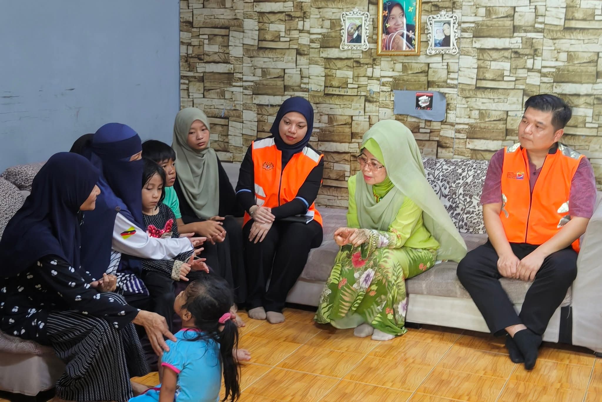 Fatimah leads welfare effort for orphaned siblings in Mukah