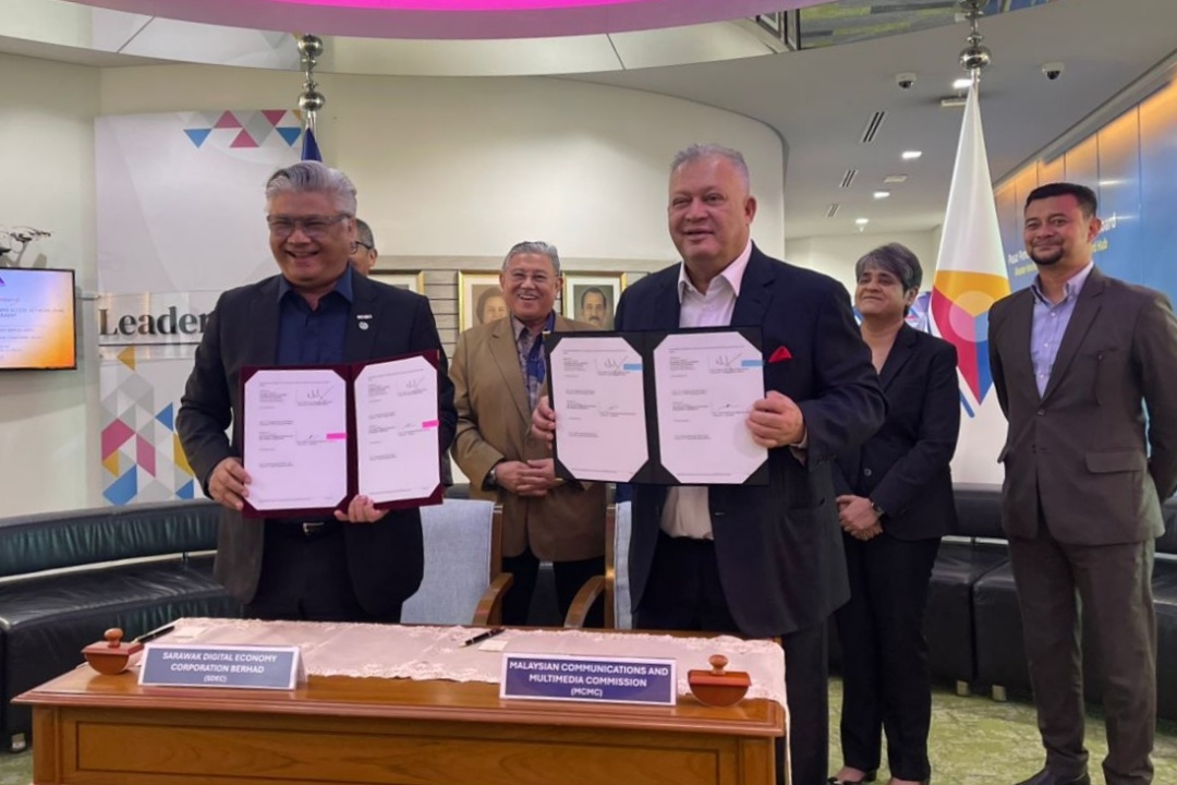 MCMC, SDEC ink deal to expand S'wak's rural connectivity under SMART600 Project