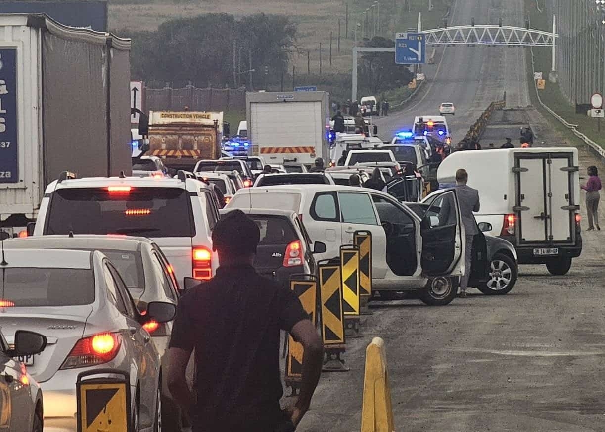 Over 300 Ekurhuleni Metro police facing dismissal over illegal strike