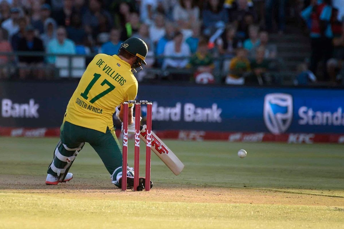 WATCH: AB de Villiers winds back the clock with incredible knock