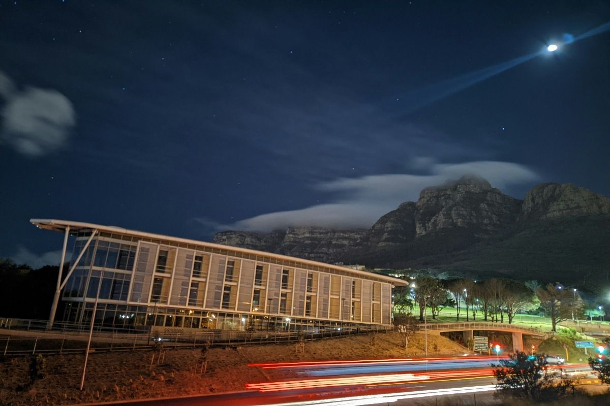 Why so many of Cape Town's street lights don't work