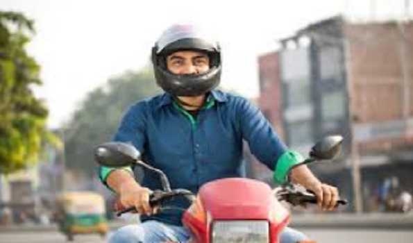 BIS crackdown on non-compliant helmet makers and retailers