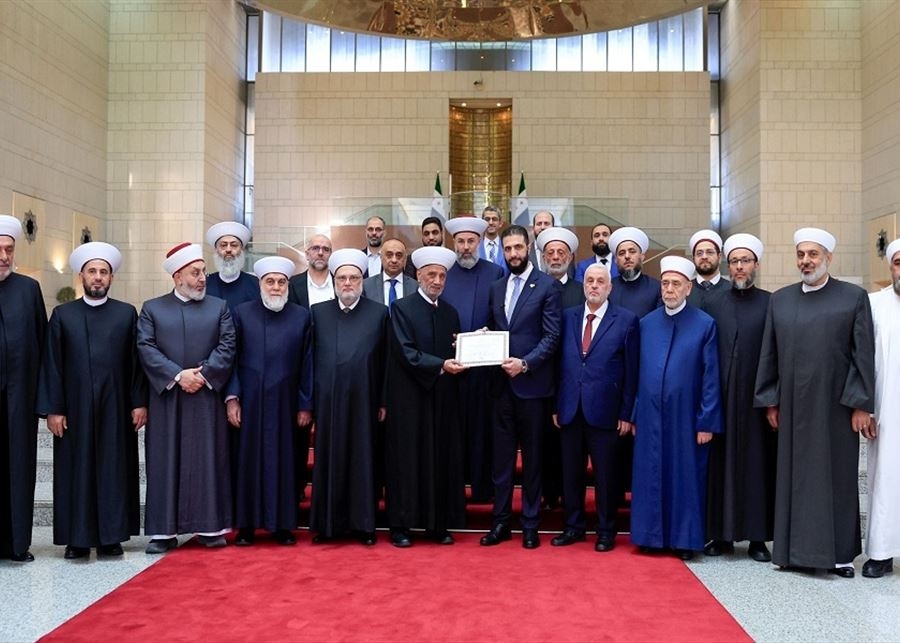 المفتي يدخل دمشق من البوابة الأموية