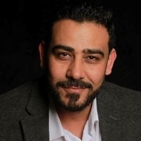 عادل إمام.. أيقونة الفن والشعب