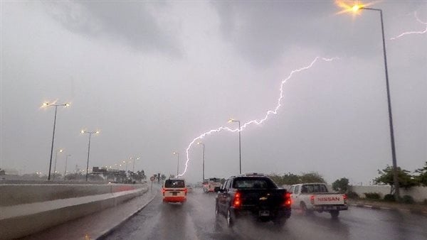 محافظة أسوان تحذر من تقلبات جوية وأمطار رعدية الأربعاء المقبل