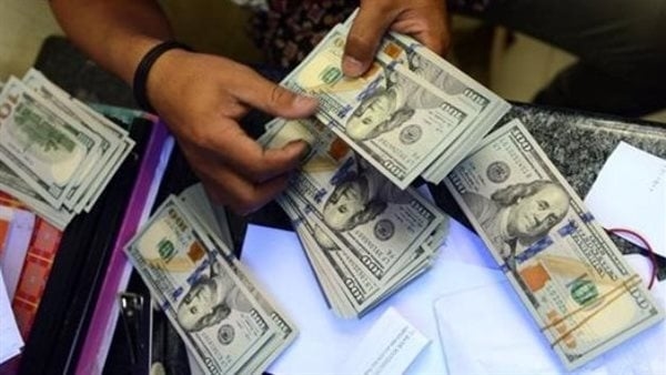 ضبط قضايا إتجار في النقد الأجنبي بتعاملات 4 ملايين جنيه