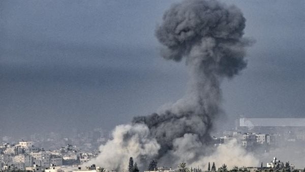 الاحتلال ينفذ أحزمة نارية تستهدف منازل المدنيين في حي التفاح شرق غزة