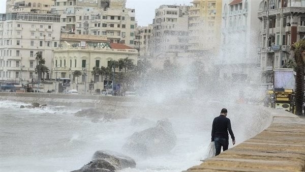 الأرصاد تحذر من سرعة الرياح وارتفاع الأمواج على هذه الشواطئ