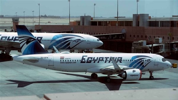 مصر للطيران تلغي رحلتها غدا إلى فرنسا بسبب إضراب مراقبي الحركة الجوية بشارل ديجول