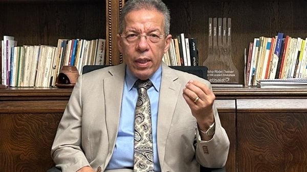 رئيس اتحاد المهن الطبية: نقف على مسافة واحدة من جميع النقابات