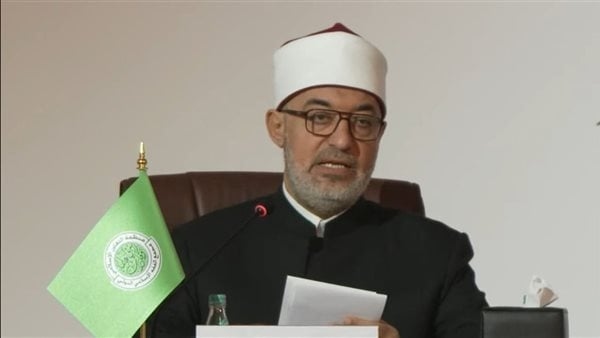 حكم الجمع في الصوم بين نية كفارة اليمين وعاشوراء