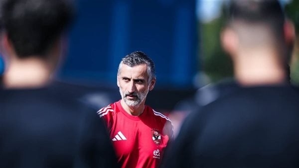 الخطيب يجتمع مع ريبيرو اليوم لبحث خطة الأهلي للموسم الجديد
